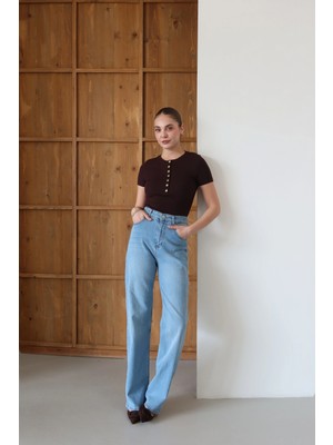 Önü Çıtçıtlı T-Shirt Bordo