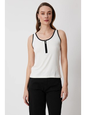 On Triko Fermuar Detaylı Bluz  71417