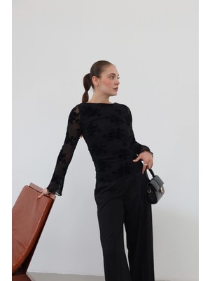 Jakarlı Kolları Transparan Büzgülü Bluz Siyah