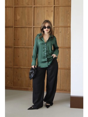 V Yaka Premium Saten Gömlek Koyu Yeşil