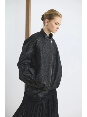 Lale Butik Kadriye Baştürk Jakar Balon Form Ince Bomber Ceket 714 Siyah
