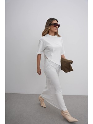 Eteği Dantelli T-Shirt Beyaz