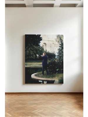 Kanvaspera M. Kemal Atatürk Bastonla Hedef Alıyor - Kanvas Tablo