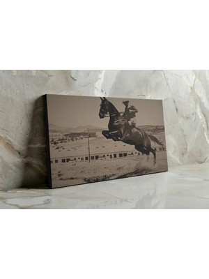 Kanvaspera Atatürk Atını Şaha Kaldırmış - Kanvas Tablo - Siyah Beyaz, Önderlik ve Yiğitlik Temalı Duvar Dekorasyonu