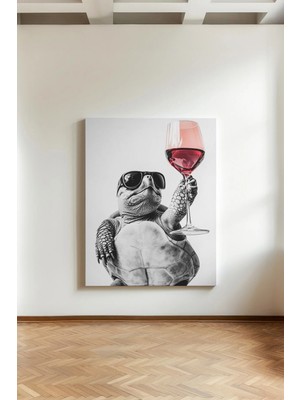 Kanvaspera Kadeh Tutan Kaplumbağa Figürü - Kanvas Tablo