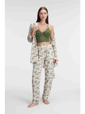 Çamaşır Kenti  Ip Askılı V Yaka Çiçek Desenli Yazlık Dokuma Dantel Detaylı Sabahlık Pijama Takımı