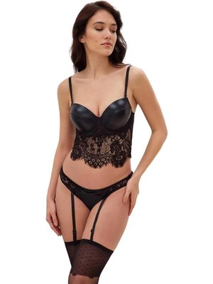 Çamaşır Kenti  Deri Görünümlü Balenli Destekli Dolgulu Askıları Çıkabilen Dantelli Büstiyer Sütyen Jartiyerli String ve Çorap 3'lü Takım