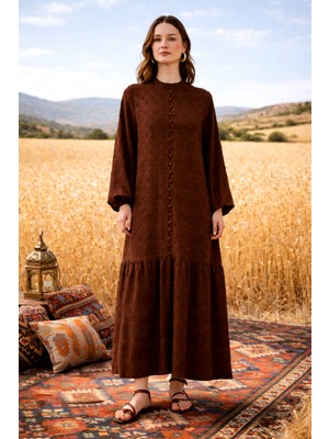 Nuss Güpür ve Kot Detay Uzun Elbise 2026 Kahverengi