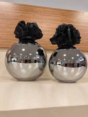 Plus Home Dekoratif 2'li Pirinç Gümüş Obje Siyah Mercan Yükseklik 23 ve 20 cm