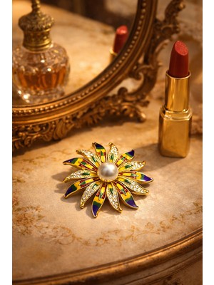 Göksunun İzi Renkli Çiçek Taşlı Inci Detaylı Altın Kaplama Metal Broş Kadın Yaka Aksesuarı