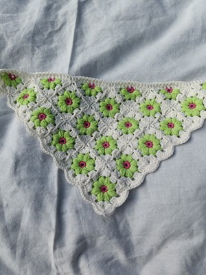 Kahvemavii Papatya Motifli Renkli Örgü Bandana