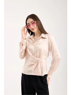 Moda Days Yarım Patlı Önü Büzgülü Saten Jakar Gömlek