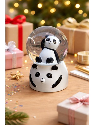 Büyük Boy Panda Kar Küresi Müzikli Işıklı Püskürtmeli 18 cm Dekoratif Panda Snow Globe