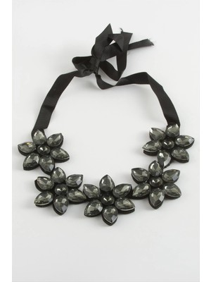 MidasTech Çiçek Taşlı Yaka Kolye Nemere