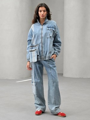 Beyaz Çizgi Detaylı Kot Pantolon