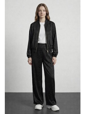 Leopar Desenli Büzgü Detaylı Bomber Siyah Ceket