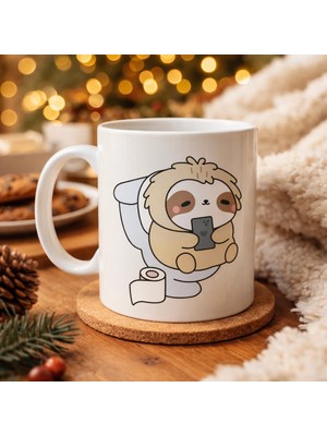 Nexgen Tembel Hayvan Tasarımlı Porselen Kupa Model 108 – Telefonla Takılan Sevimli Sloth Desenli Eğl