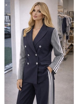 Çizgi Detaylı Kruvaze Yaka Lacivert Ceket