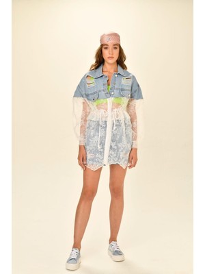 Beyaz Dantel Detaylı Kot Ceket