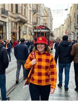 Giallo Rosso Bucket Şapka