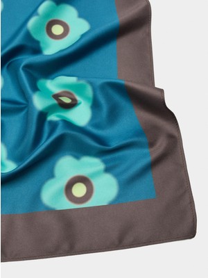 Parfois Kadın Saten Kare Desenli Fular