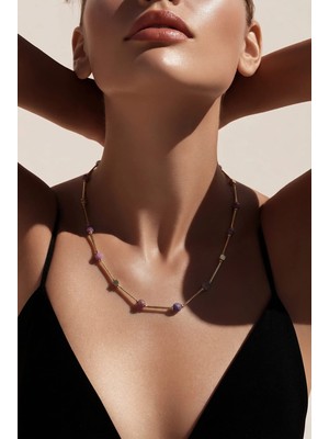 Doğal Yakut ve Hematit Taşlı Mat Altın Kaplama Pirinç Tasarım Kolye