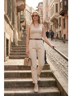 Lela Streç Pamuklu Regular Fit Yüksek Bel Düz Kısa Paça Kemerli Pantolon Bayan Pantolon 668yp5335