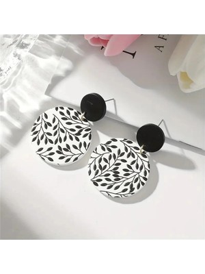 Eredka Baskılı Siyah Beyaz Renkli Yuvarlak Ahşap Küpe