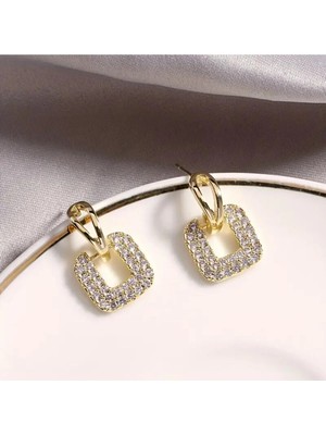 Eredka Kare Tasarım Zirkon Taşlı Gold Küpe