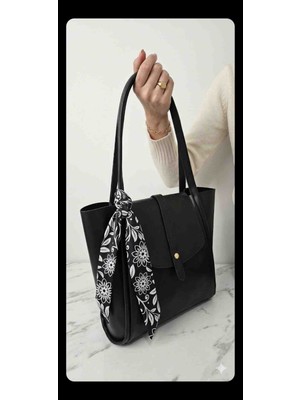 Siyah Fular Detaylı Kadın El ve Omuz Çantası