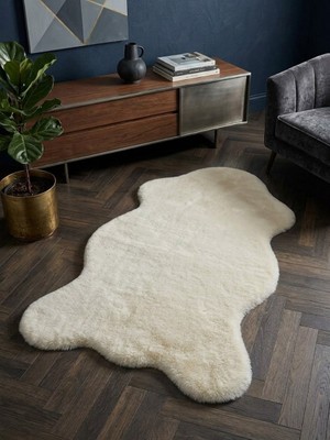 Soft Halı Kaliteli Beyaz Yumuşak Post Peluş