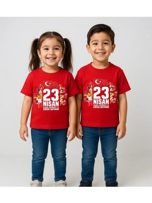 Efendioğlu Design Kısa Kollu Büyük 23 Nisan Yazılı Yabancı Çocuklar Kenarda Baskılı Çocuk T-Shirt