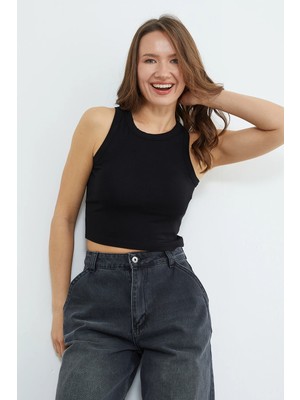 FullaModa Basic Halter Yaka Kaplı Crop Body