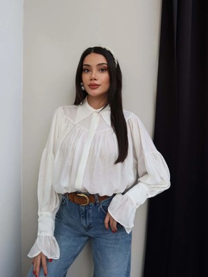 Ekru Büzgülü Gömlek
