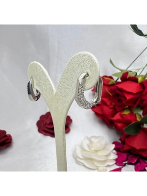 Victoria 925 Ayar Gümüş Taşlı Halka Küpe – Zirkon Taşlı Modern Şık Kadın Küpe