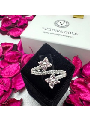 Victoria 925 Ayar Gümüş Çiçek Taşlı Kadın Yüzük – Pembe Taşlı Zarif Tasarım