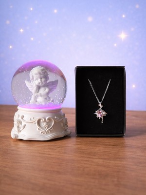 Rüya Kıyısı Orta Boy Işıklı Melek Kar Küresi & Pinterest Tasarım Erimiş Kalp Detaylı Kolye – Vintage Hediye Seti