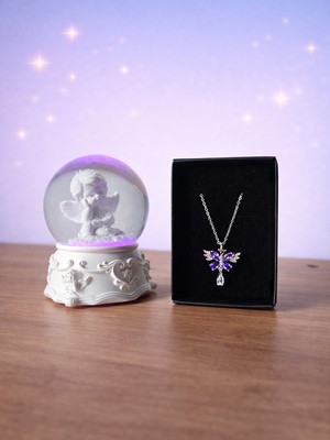 Rüya Kıyısı Orta Boy Işıklı Melek Kar Küresi & Pinterest Tasarım Mor Kelebek Detaylı Kolye – Vintage Hediye Seti