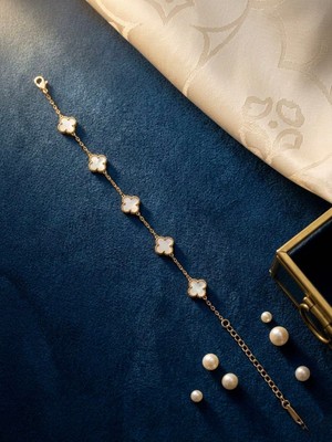 Meneva Aksesuar Beyaz Mineli 5’li Küçük Boy Yonca Altın Gold Renk Zincirli Paslanmaz Çelik Bileklik