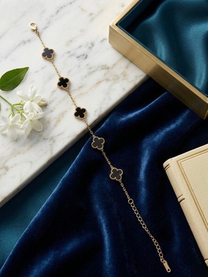 Meneva Aksesuar Siyah Mineli 5’li Yonca Altın Gold Renk Zincirli Paslanmaz Çelik Bileklik