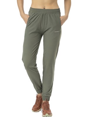 Merrell Erın W