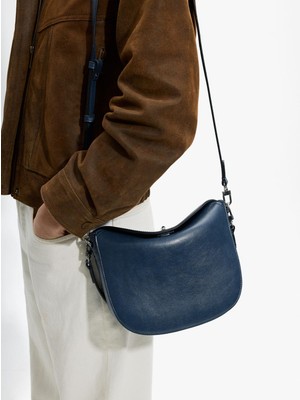 Parfois Kadın Kapaklı Çapraz Askılı Çanta