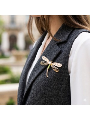 Museum Of You Yusufçuk Broş Inci ve Taş Detaylı Şık ve Modern Kadın Takı Aksesuarı