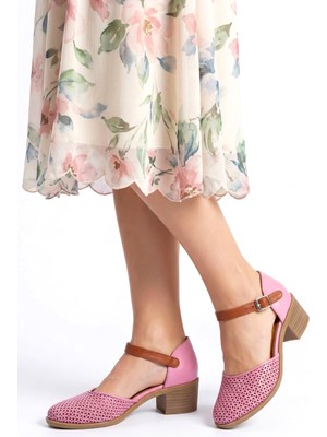 Analin Shoes Kadın Hakiki Deri Burnu Kapalı Delikli Sandalet