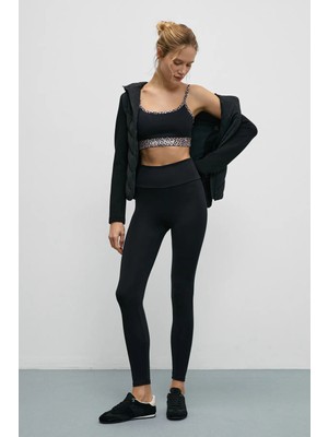 Urban Beat Vyneora Kadın Esnek ve Yumuşak Dokulu Siyah Tayt