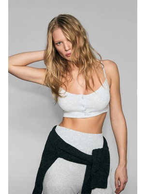 Urban Beat Zerra Kadın Yumuşak ve Esnek Kumaşlı Baskı Detaylı Askılı Düğmeli Grimelanj Spor Sütyeni