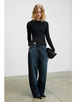 Grimelange SOMBRA Kadın Yuvarlak Yaka Önü Patlı Fonksiyonel Düğmeli Vücuda Oturan Esnek Siyah Bluz