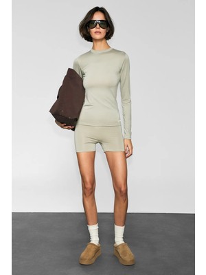 Urban Beat COREX Kadın Yuvarlak Yakalı Baskı Detaylı Slim Fit Uzun Kollu Spor Taş Rengi T-Shirt