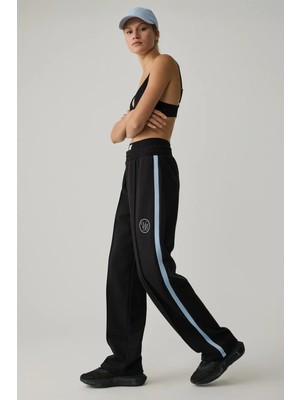 Urban Beat Kımıko Kadın Beli Lastikli Relaxed Küçük Baskılı Siyah Eşofman Altı