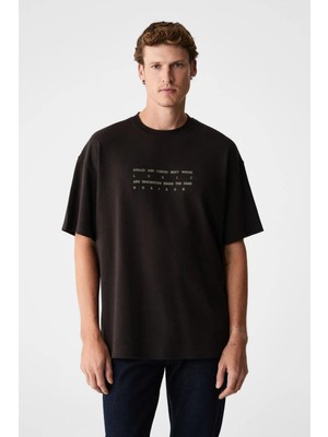 Grimelange Angles Erkek %100 Organik Pamuk Baskılı Bisiklet Yakalı Oversize Acı Kahve T-Shirt